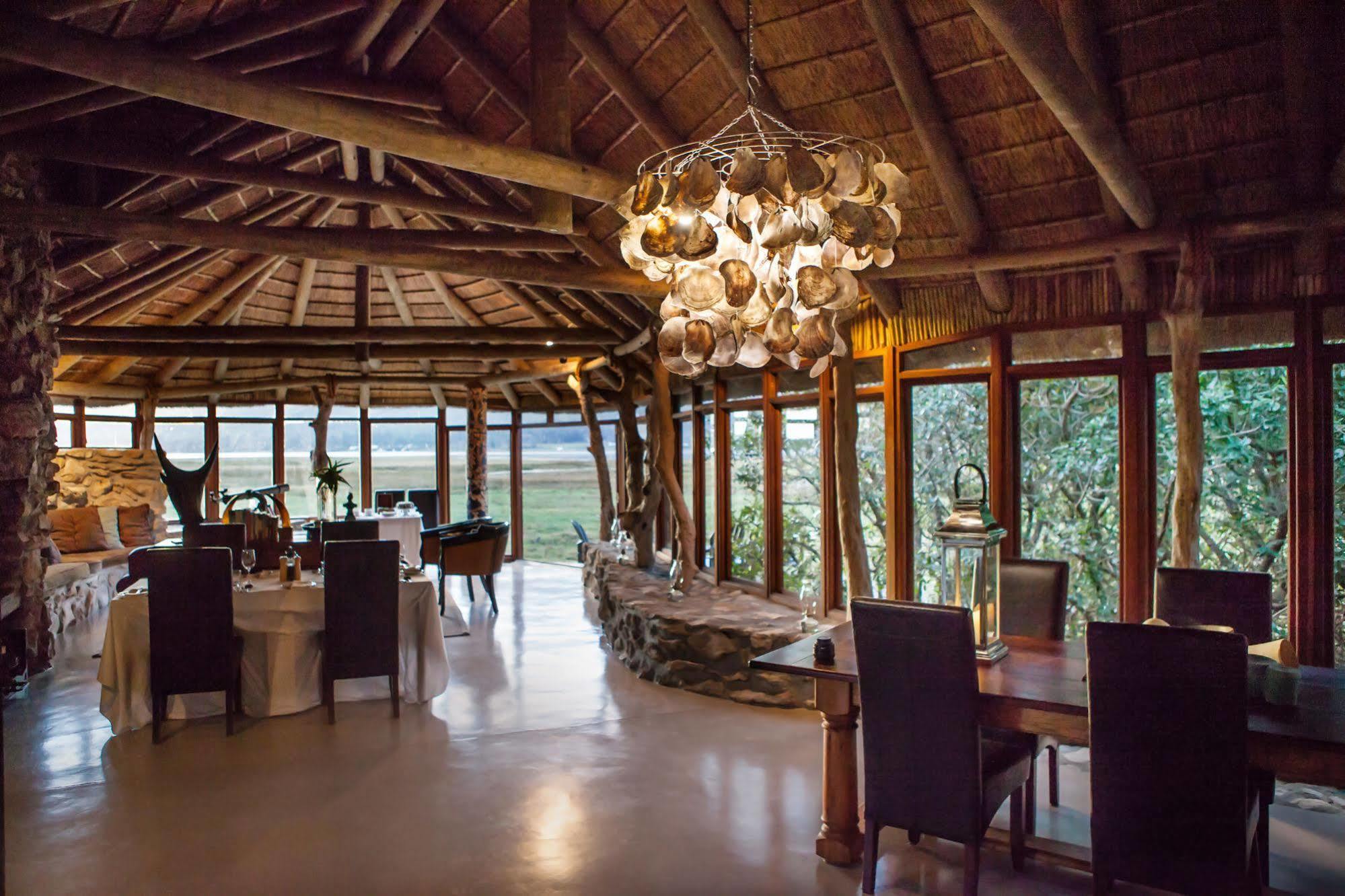 Mosaic Lagoon Lodge Stanford Exterior foto